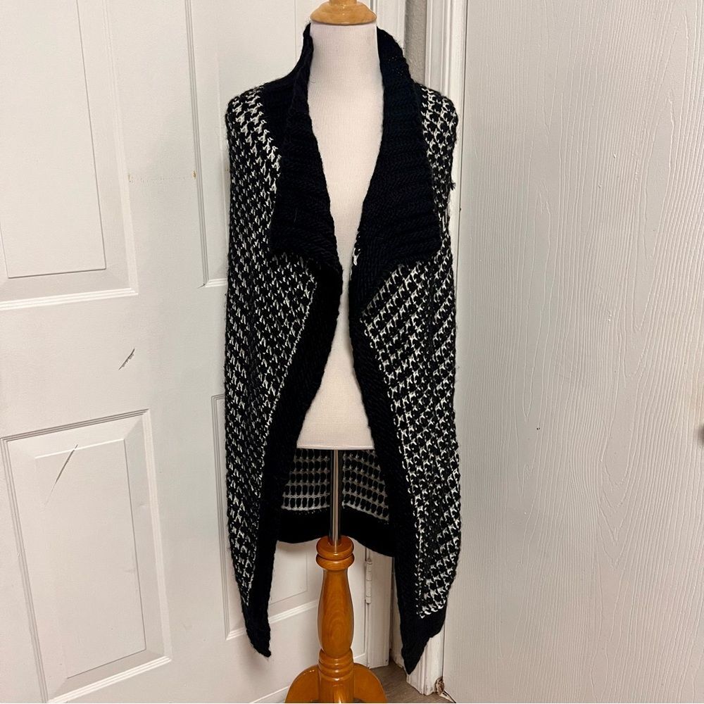 Berretti Sleeveless Cardigan B2*